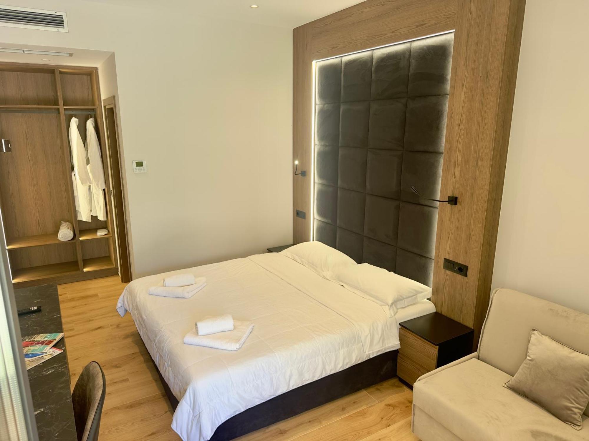 Elmar Comfort Vlorë Exteriér fotografie