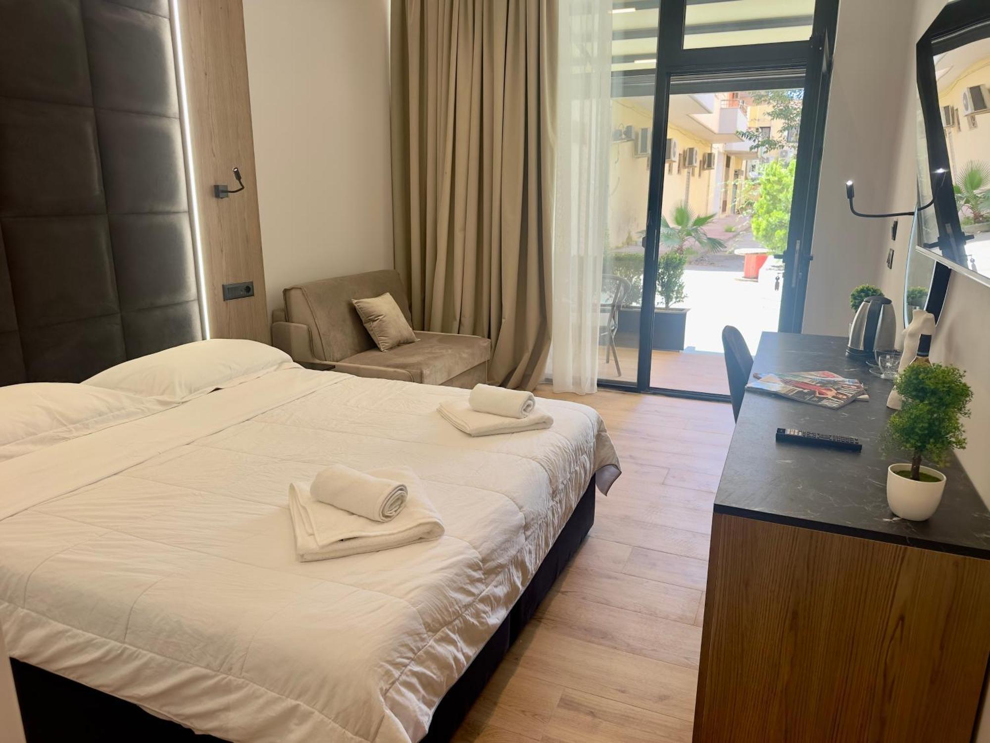 Elmar Comfort Vlorë Exteriér fotografie